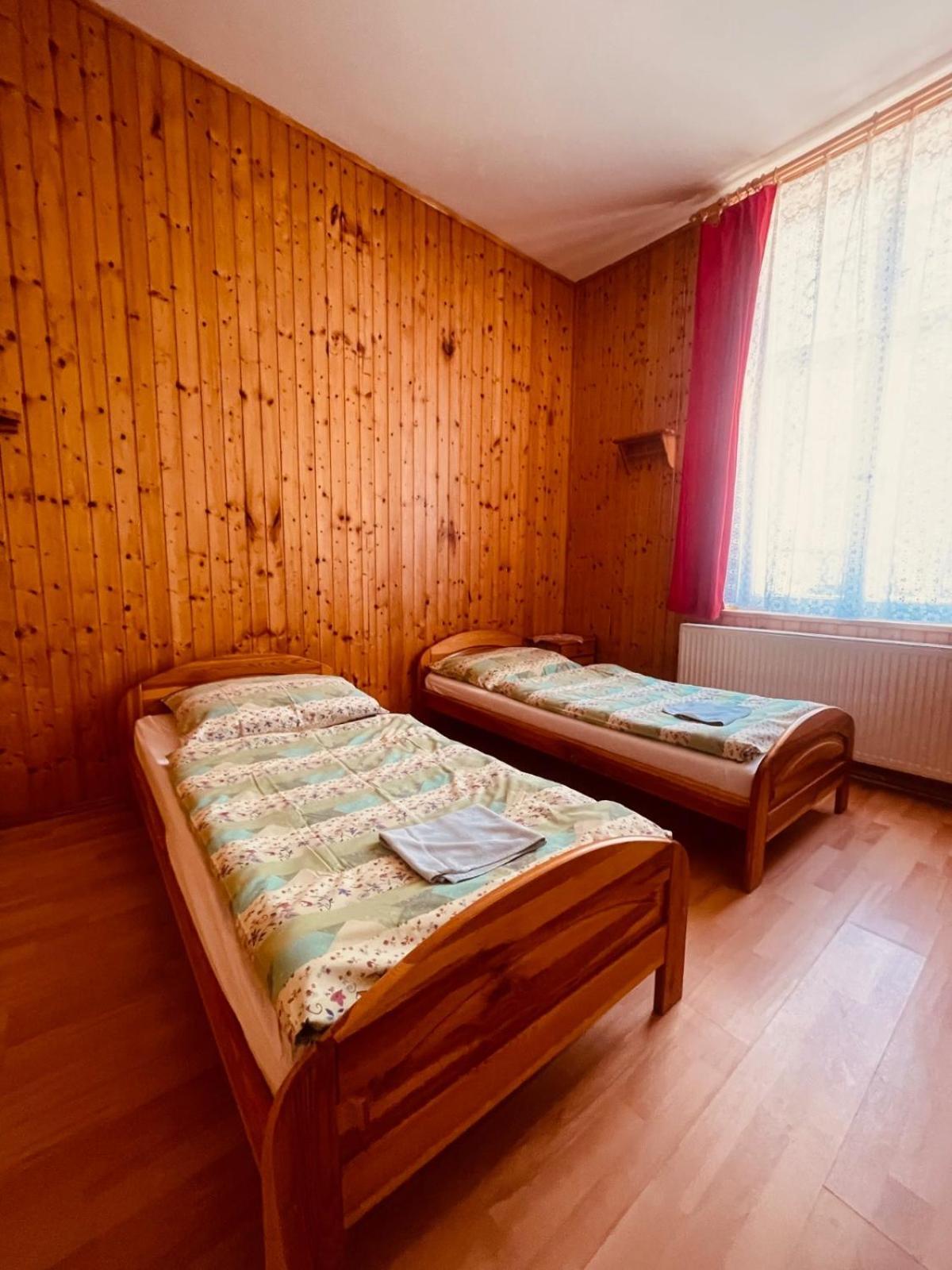 Penzion Dalibor Trutnov Luaran gambar