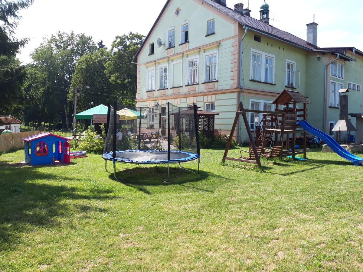 Penzion Dalibor Trutnov Luaran gambar