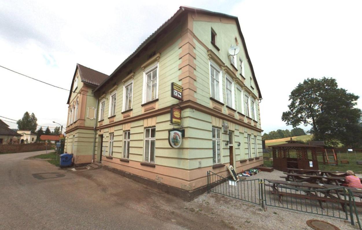 Penzion Dalibor Trutnov Luaran gambar